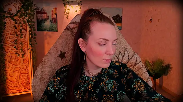 LanaRadiancen Live chat-huone