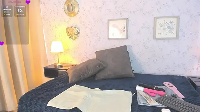 Martinacurvy_ live-chat rom