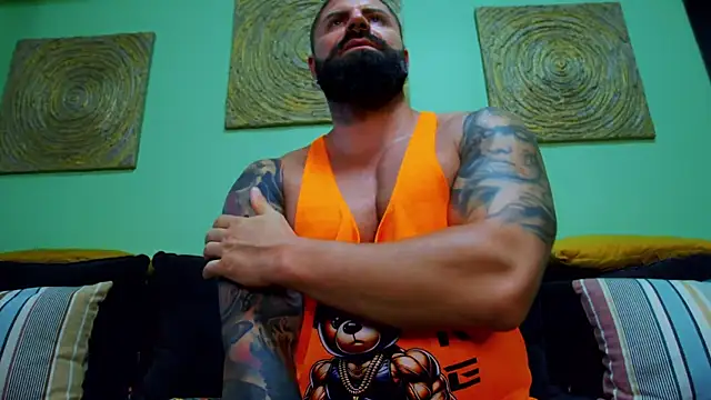 חדר צ'אט בשידור חי של XtreamLeonard