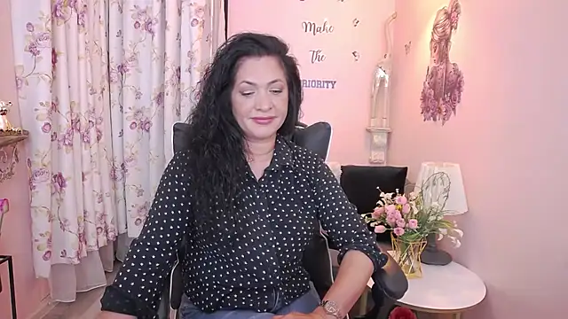 Chat soba uživo modela MyLovOne