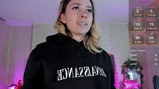Chat soba uživo modela LanaMills_