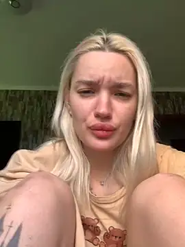 Sextazy's Live Chat Room