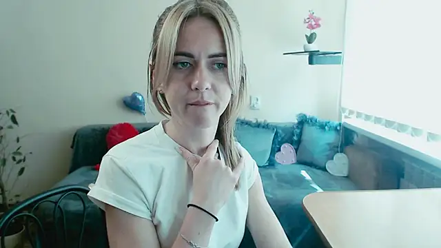 Q_lady – live chatrum