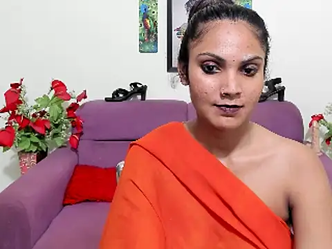 غرفة دردشة angelwicky11 المباشرة