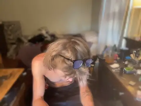 חדר צ'א ט בשידור חי של XanderOzzz