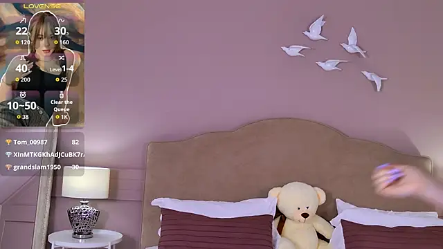 ElaraVance Adlı Modelin Canlı Sohbet Odası