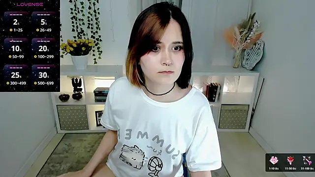 Alexa_Lexi_'s Live Chat Room
