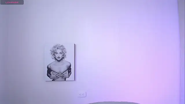 Millie_bobby 실시간 채팅방
