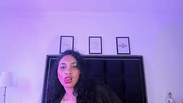 Sala de chat en directo de jade_chers