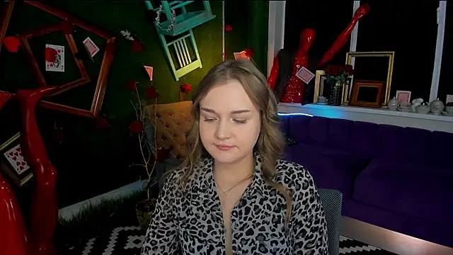 LissaTelor's Live Chat Room
