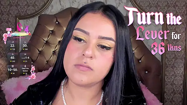 Živá chatovací místnost SoffiQueen