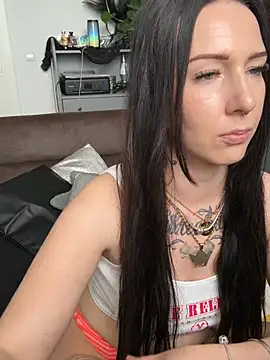 Živá chatovací místnost Trixie-Tainted