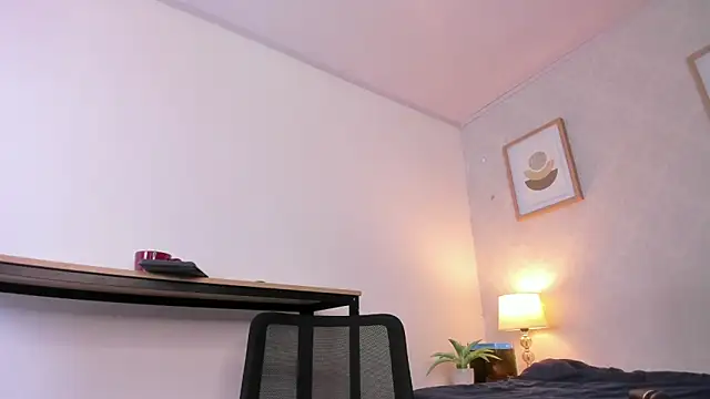 Caroline_dh – live chatrum