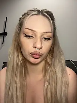 DayaFoxy Live Chatraum