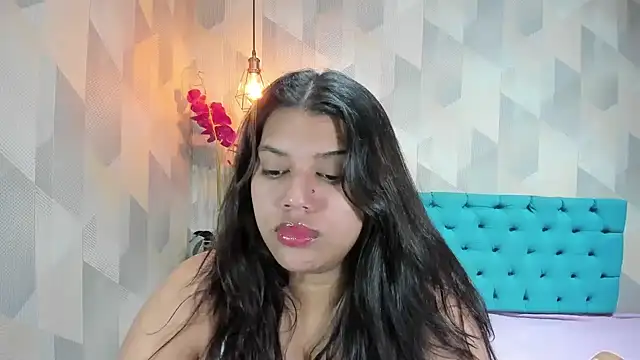 LindaBreeS – live chatrum