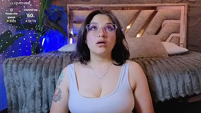phoenixxxx777 Live Chatraum