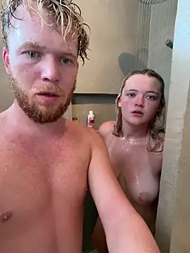 Živá chatovací místnost NickyGold_Official