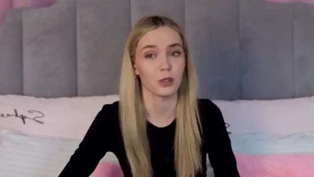 Živá chatovací místnost NikkiRyx