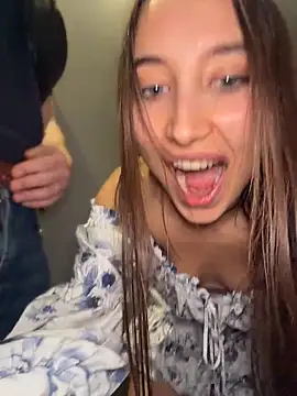 ICrazyOneIRL – Naživo kamerová sex šou 