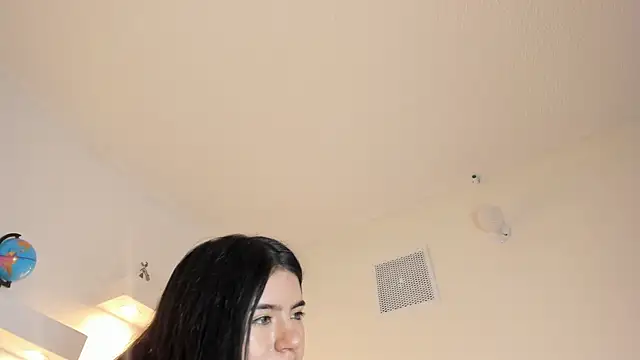 Pokój czatu na żywo – Eilie_xxx