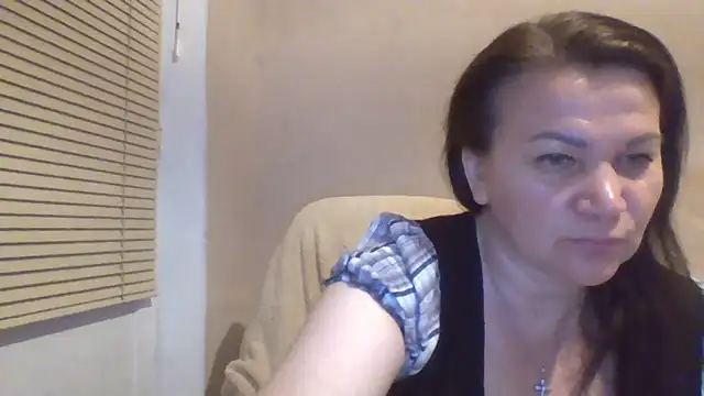 Sala de chat ao vivo de Cassie_Stefana
