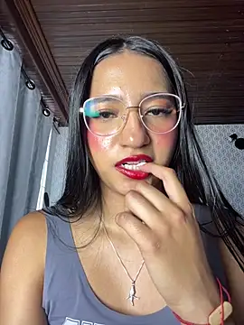 غرفة دردشة Daniela_Pink المباشرة