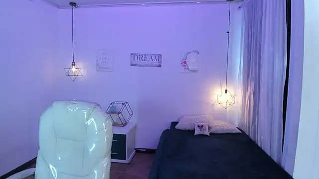 NinaSakura_Eup Live Chatraum