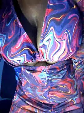 AmazonianMistress Cameră chat live