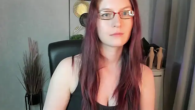 Živá chatovací místnost emmaxDelight