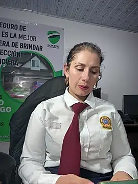 Alysson-- Live Sex Cam-Show