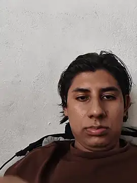 Ericef Adlı Modelin Canlı Sohbet Odası