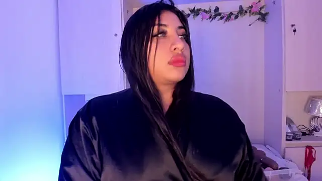CANDYGABYY élő chatszobája