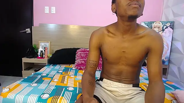 Živá chatovací místnost Ebony_N_Blonde