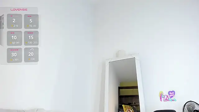 Baby_Miel Live chatroom