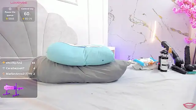 Živá chatovací místnost BrianaHazel