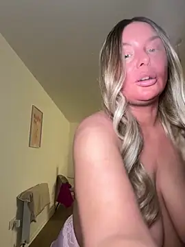 naughtychelseaxox чат на живо