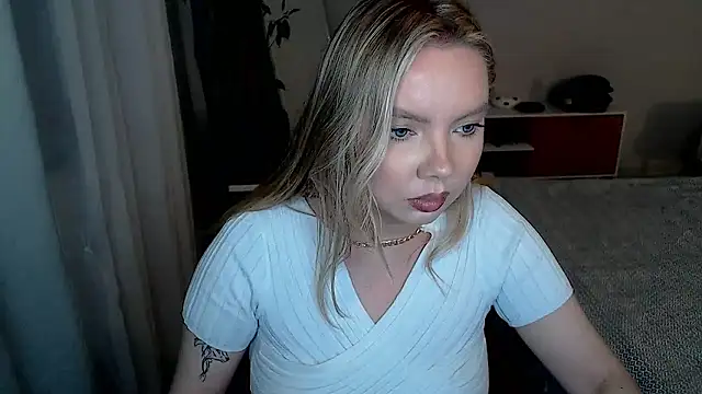 Sala de chat ao vivo de PolinaXXXXXJones