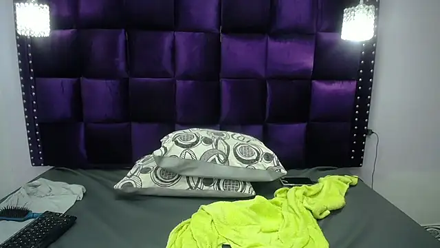 Živá chatovací místnost CrushOnMe_