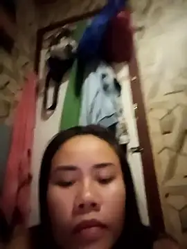 Hotsquirter_10 现场聊天室