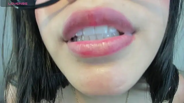 Sala de chat ao vivo de IVONE_ASHAR