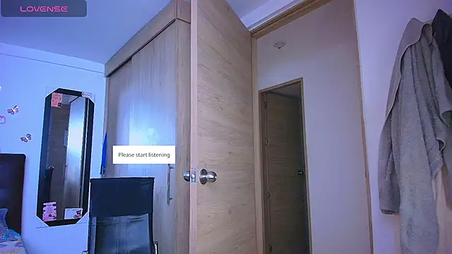 Živá chatovací místnost megan_collins96