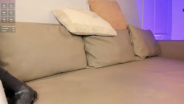 Živá chatovací místnost SaraDiamondss