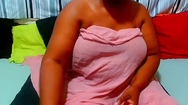 AfricanBigAssxx98 Live chatroom