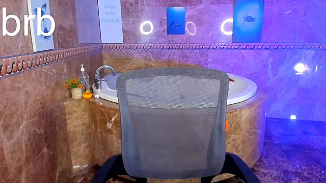 MelindaTin Cameră chat live