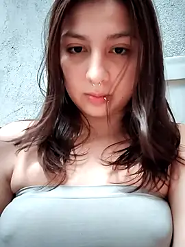 Maiden-Hot – live chatrum