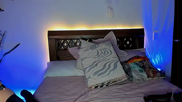 Ariella_tits Adlı Modelin Canlı Sohbet Odası