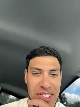 חדר צ'אט בשידור חי של StrokingDaddy4