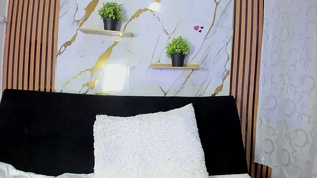 Pokój czatu na żywo – candy_queens_