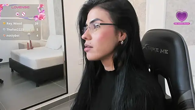 stephanya_ Cameră chat live