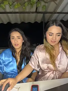 Sala de chat ao vivo de Antonella_Julieta